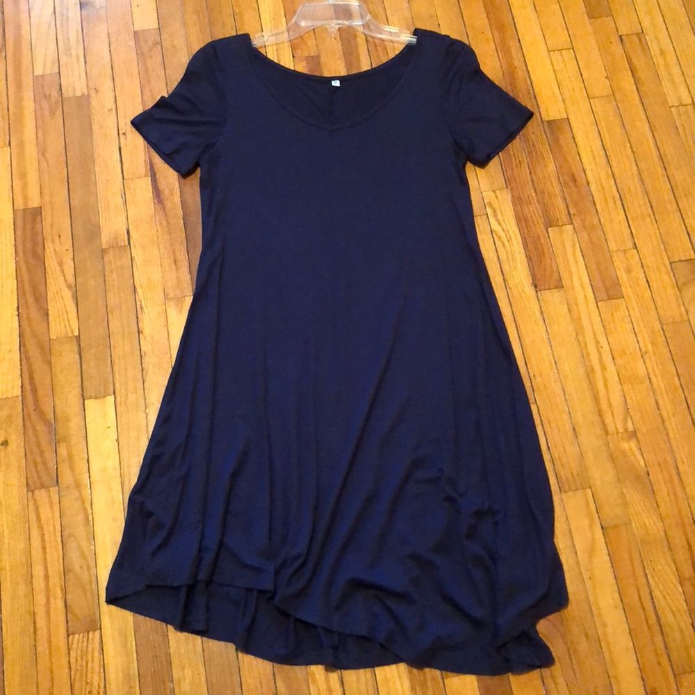 SOLS—NWOT Navy Blue Dress